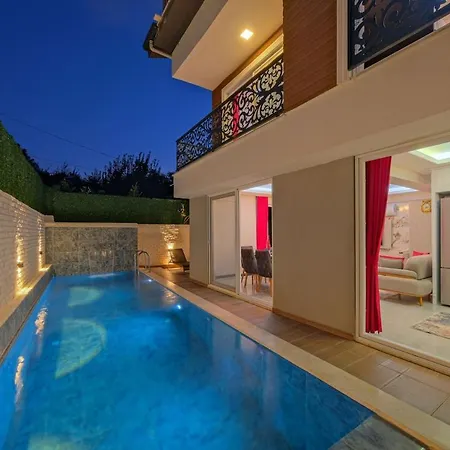 With Pool - فيلة فتحية