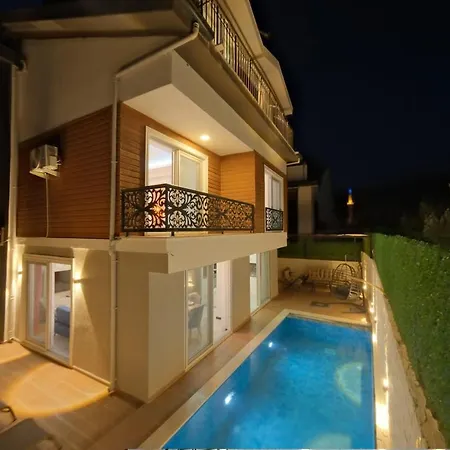 Villa With Pool -