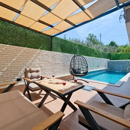 Villa With Pool -